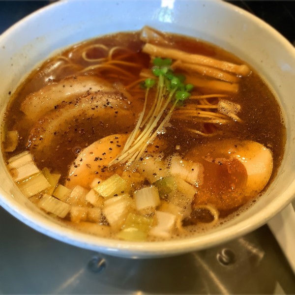 「さば節中華そば　1050円」@麺屋 日出次 焼津店の写真