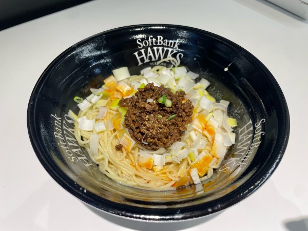 「柳田選手の汁なしギータンタン麺」@ラーメン 海鳴 PayPayドーム店の写真