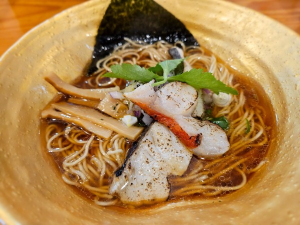 「金目鯛正油ラーメン」@らーめん建設 SUNの写真