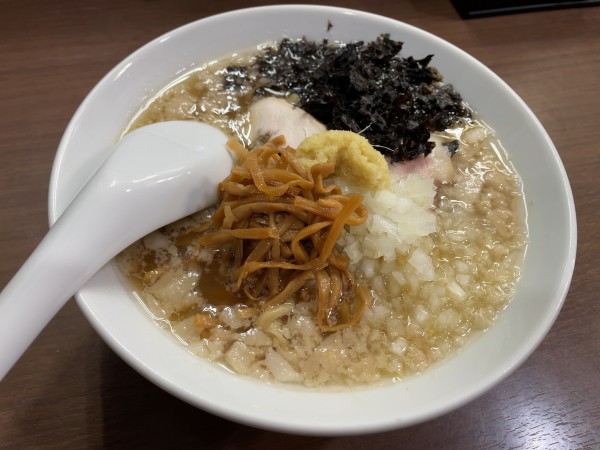 「背脂生姜醤油ラーメン」@煮干し中華そば 山形屋の写真