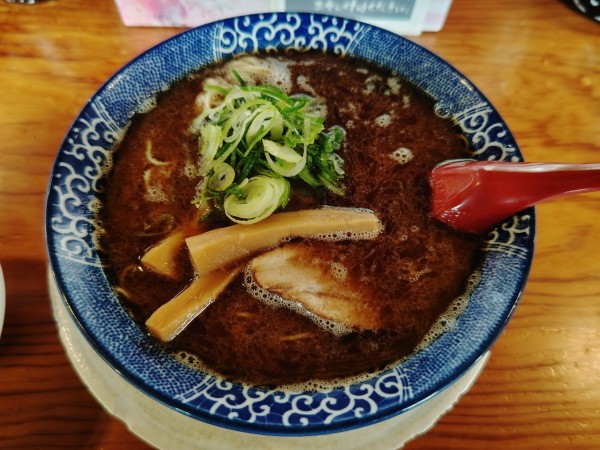 「黒博多とんこつ」@博多ラーメン鶴亀堂 鶴ヶ島店の写真
