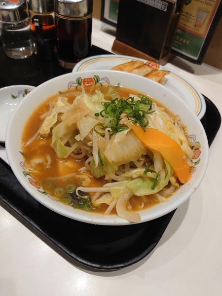 「野菜煮込みラーメン」@餃子の王将 アリオ川口レストラン店の写真