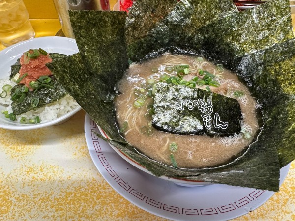 「のりラーメン(こってり)+明太子ライス」@よかろうもんの写真