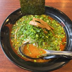 黒韓国ラーメン　麺硬め　890円