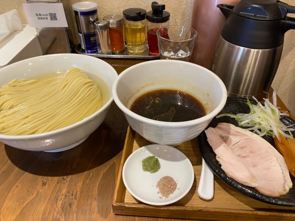 「つけ麺300g(醤油)+藻塩+わさび」@麺屋鈴春の写真