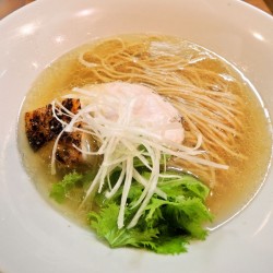 塩らぁ麺（950円）