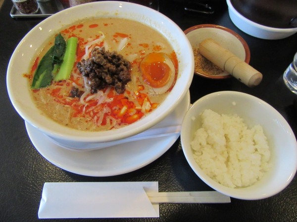 「金ゴマ担々麺（１１００円）」@柏担々麺の写真