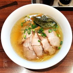 塩チャーシューメン 950円