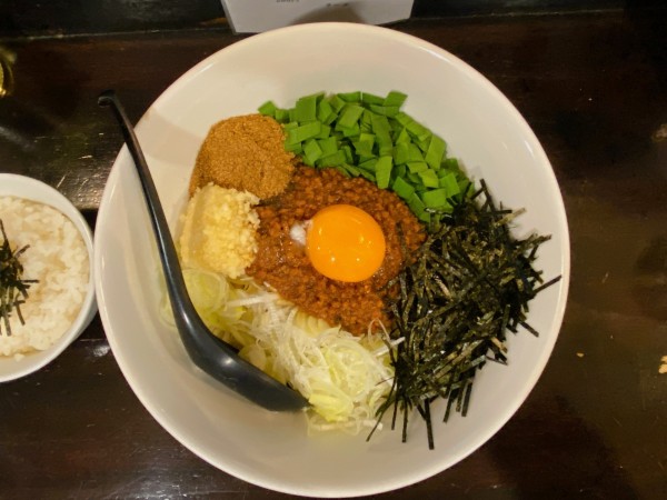 「台湾まぜそば 追い飯セット:1,150円」@自家製麺ほうきぼし 神田店の写真