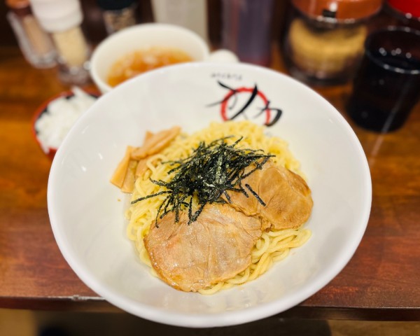 「油そば(大盛¥850)他」@油そば専門店 万人力 浅草店の写真