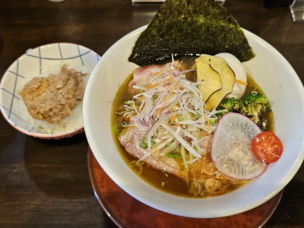 「伊太めし屋さんの中華soba＋青森チャーマヨ丼　1800円」@sobabar Ciliegioの写真