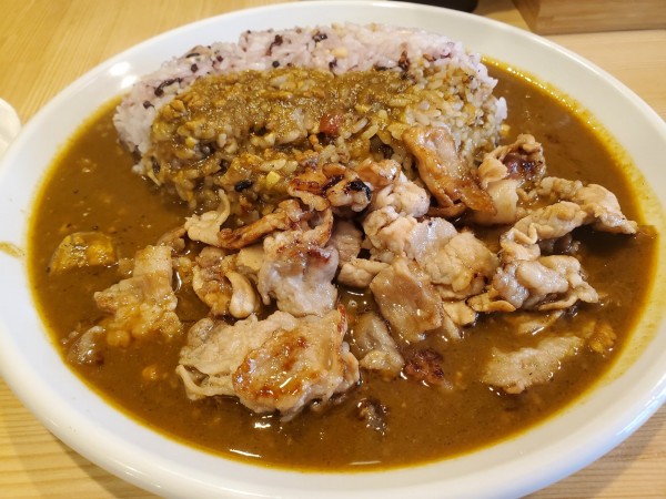 「スパイス欧風カレー＋豚スタミナ焼き・玉葱抜き」@カレーマニア045-SPICE- 伊勢佐木町店の写真