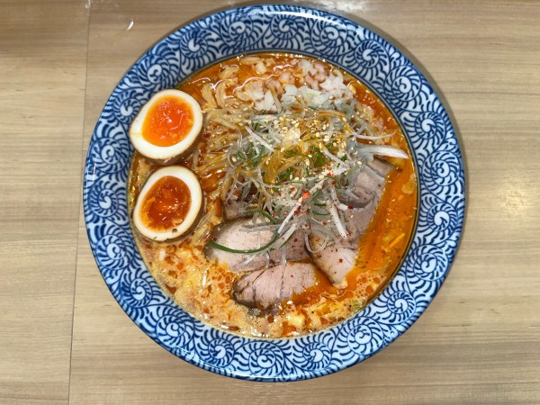 「ごまの辛いそば(¥950) くんせい玉子(¥150)」@中華そば 多賀野の写真