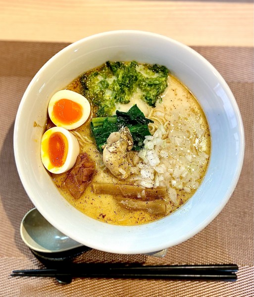 「【限定】カキとアサリとミルク」@麺屋 い志だの写真