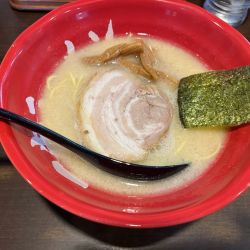 百歩ラーメン　800円