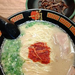 ラーメン　きくらげ　1110円