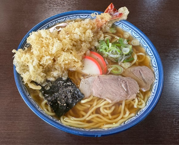 「天ぷら中華そば900円」@松葉屋の写真