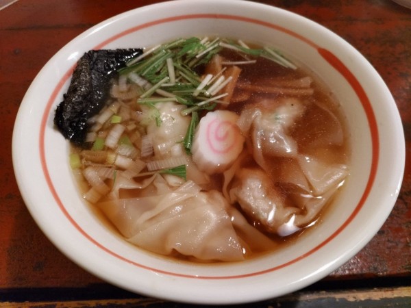 「ワンタン麺（醤油）」@ダイニング 麺 夢やの写真