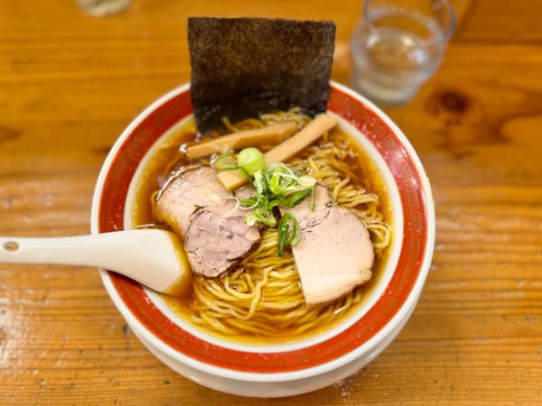 「永明中華そば醤油 880円」@永明中華そば店の写真