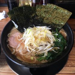 らーめん醤油大 海苔・ネギトピ