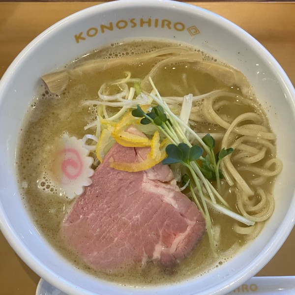 「煮干し鶏白湯らぁめん1000円」@らぁめん このしろの写真