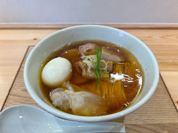 「特製鶏香る醤油らぁめん」@せいめん 未さくの写真