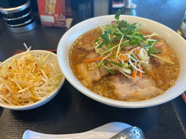 「【季節限定】10種野菜の味噌ラーメン990円、ピリ辛ネギ0円」@喜多方ラーメン 坂内 水戸東店の写真