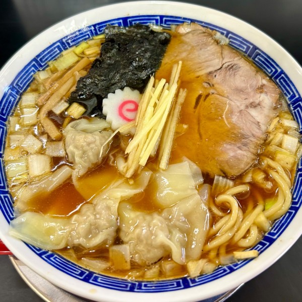 「ワンタン麺」@中華そば 亀喜屋の写真