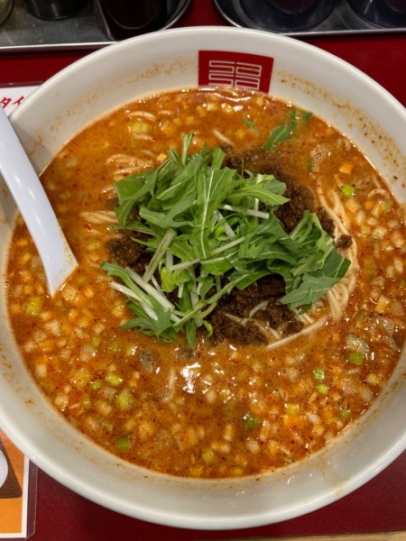 「金胡麻担担麺¥950（３辛）大盛無料✨」@担担麺ササラ 京橋店の写真