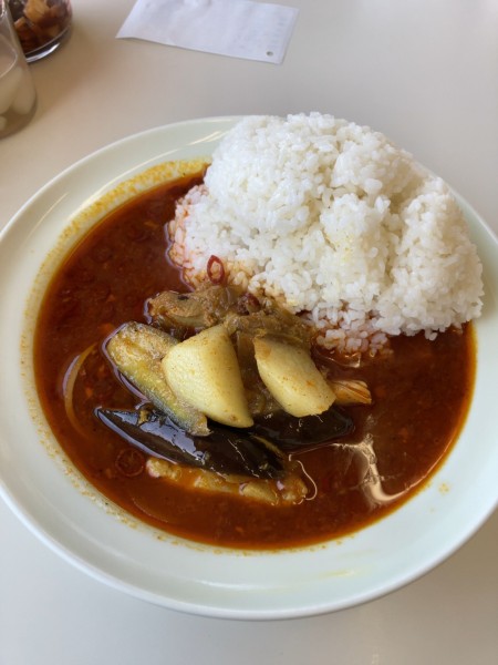 「インドポークカレー（大盛）　1050円」@カレーとパスタの店 みみかの写真