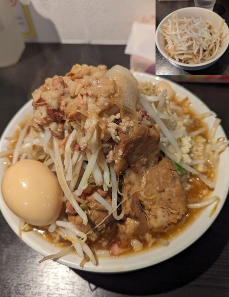 「変則!?小ラーメン(ミニ+超ミニ)」@ラーメン🐷居酒屋 徳豚 蒲田店の写真