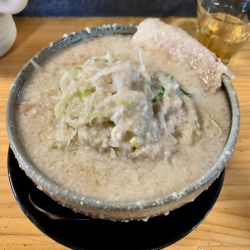 らぁ〜めん（塩 背脂3）￥780＋平麺変更￥30