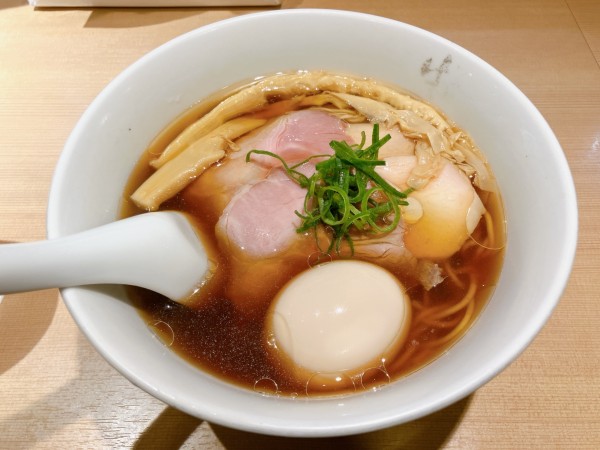 「特製醤油 1150円」@らぁ麺 はやし田 新宿本店の写真