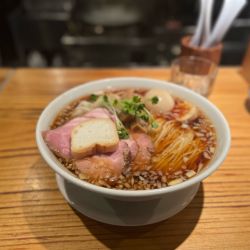 八王子中華そば+特選トッピング+麺大盛り