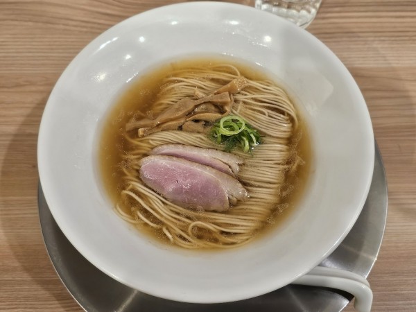 「鴨醤油らぁ麺　1150円」@らぁ麺 今野の写真