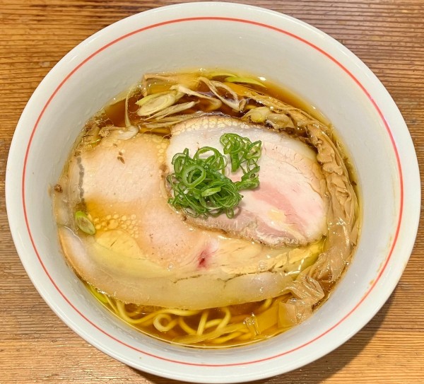 「醤油ラーメン」@ラーメン屋 トイ・ボックスの写真