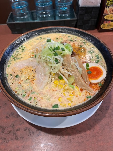 「将軍辛みそらーめん大辛(1188円)＋大盛り(176円)」@将軍らーめんの写真