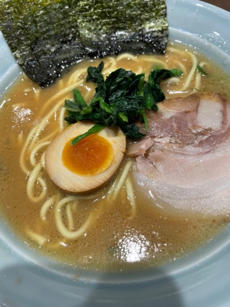 「横浜家系ラーメン」@あつぎ食堂の写真