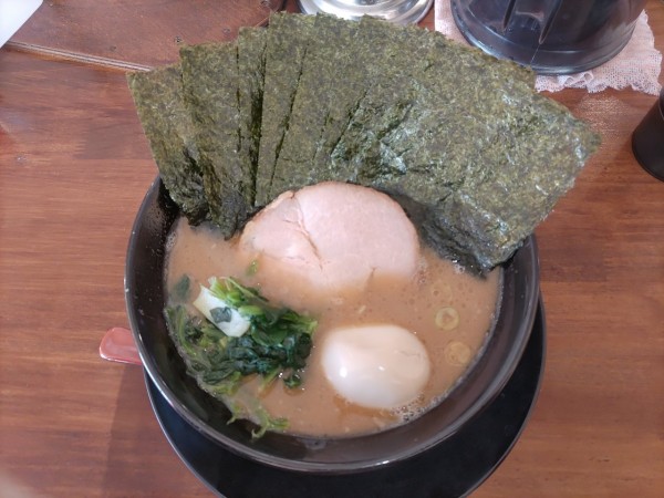 「らーめん並+味玉+のり」@上総家の写真