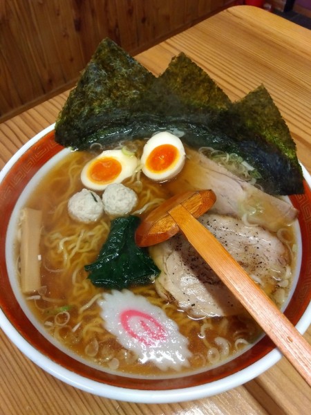 「特製中華そば」@中華そば 浜田屋 県庁店の写真