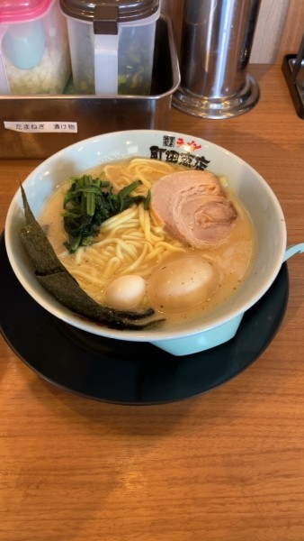 「豚骨醤油ラーメン並」@町田商店 東戸塚店の写真