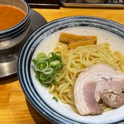 えび辛つけめん　￥１０５０