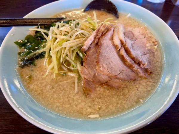 「ネギチャーシュー麺 (アブラ多め)」@ニューラーメンショップ主水の写真