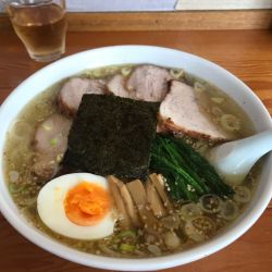 塩チャーシュー麺
