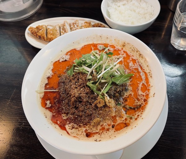 「担々麺（固め・辛4痺4￥1100）他」@四川担担麺 阿吽 浅草店の写真