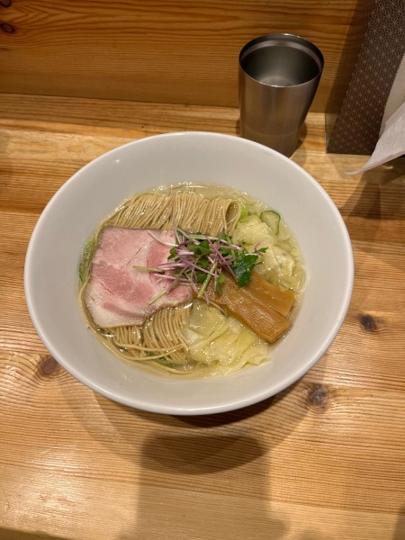 「ワンタン塩らーめん大盛り」@RAMEN百舌鳥の写真