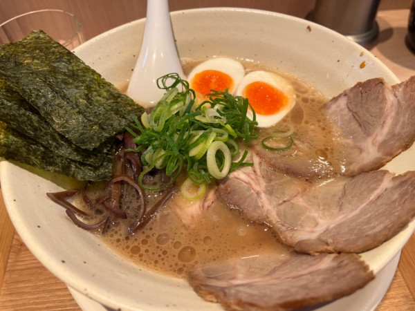 「特製らーめん」@らーめん 宣ノ土の写真