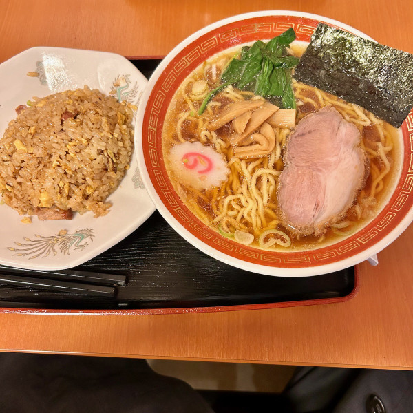半チャンラーメン(950円)