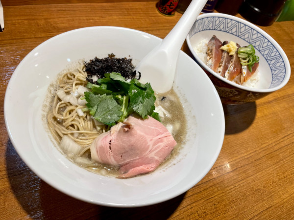 「【限定②】濃厚鯵そば」@寿製麺よしかわ 川越店の写真