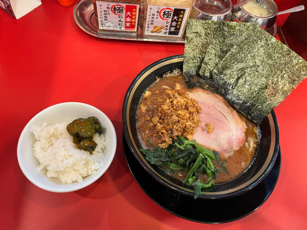 「ラーメン800円ライス100円」@大輝家直系家系ラーメン 大金家 亀有店の写真